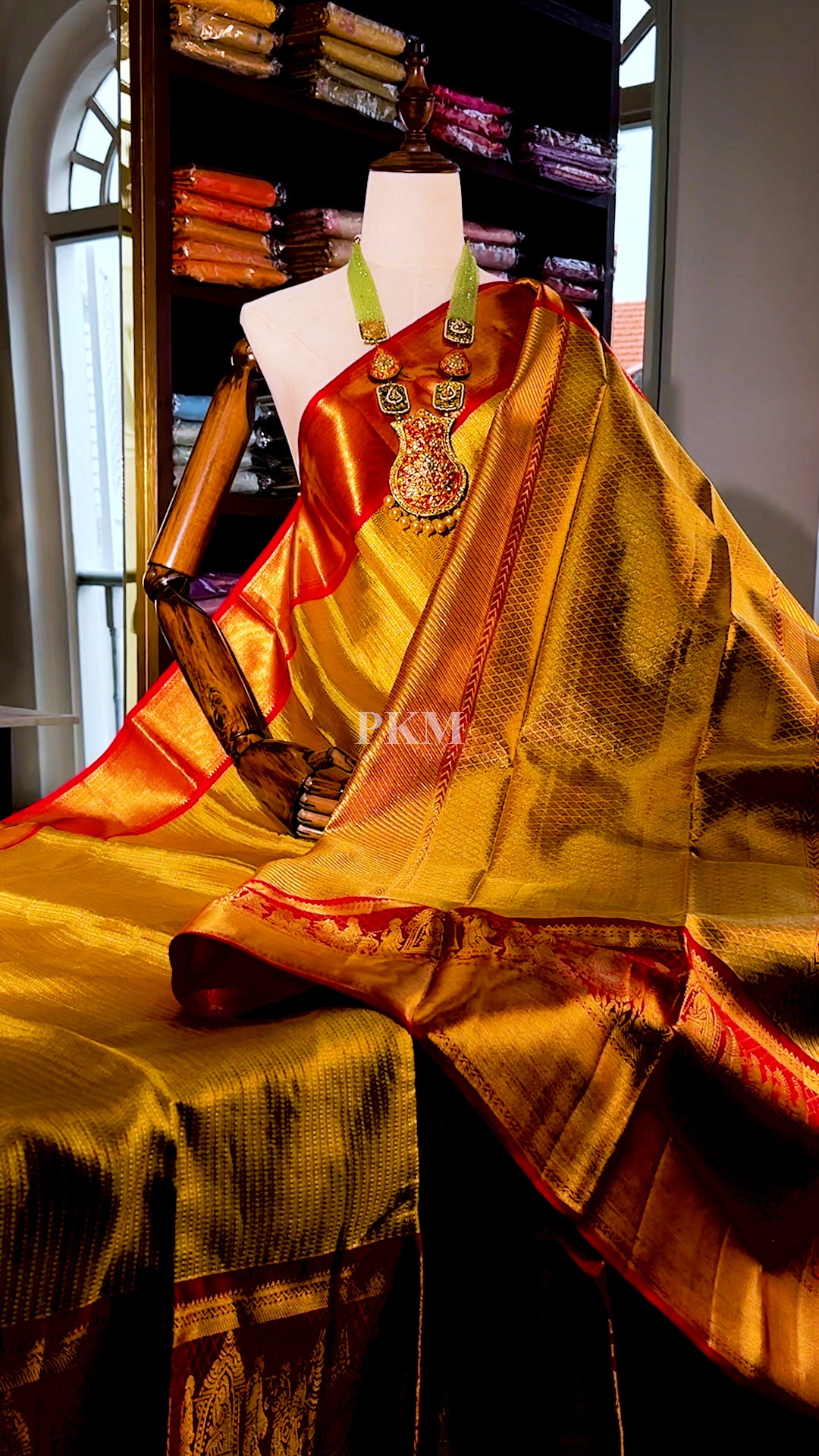 Golden Palakku